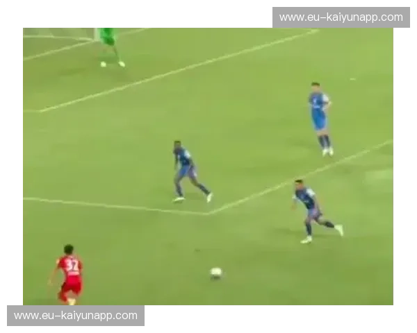 揭秘足球助攻榜的幕后英雄：那些助攻改变比赛的“隐形战士”